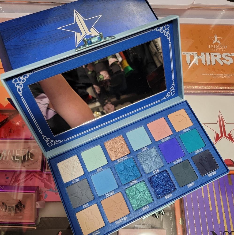 Jeffree Star Blue Blood Palette